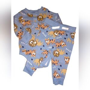 2-Piece Long Sleeve Onesie & Pant Blue Jungle Print